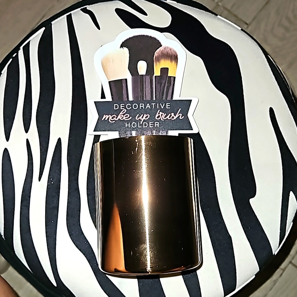 BELLA PRO COPPER MAKEUP BRUSH HOLDER